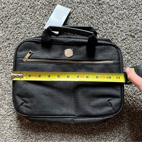 Tote and cosmetic bag - Picture 2 of 10